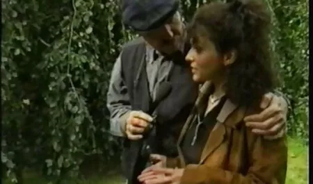 Unkarin kansan naintivideo murskaaminen