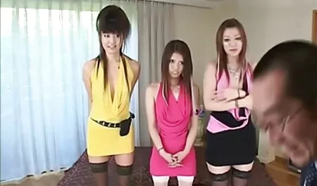 Japanilainen huutaa karvaiset pillut orgasmia