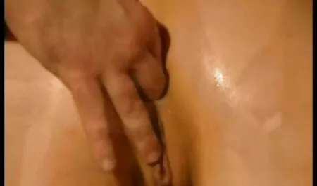 Hauskaa seksiä kiinalaisen naisen pikkupillu videot kanssa