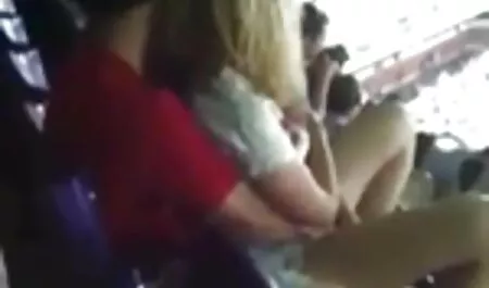 Lesbo poni hoito niistä lihavia pilluja uhattuna
