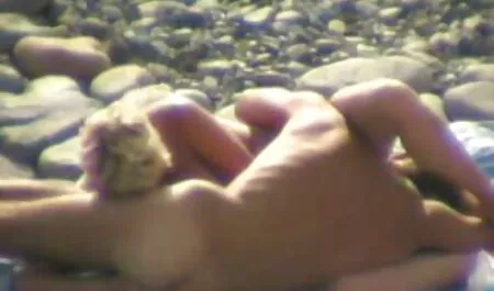 Te tytöt annatte kenelle pillun nuolenta tahansa