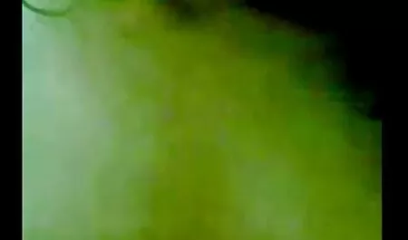 En välitä porno pillu paskaakaan siitä!