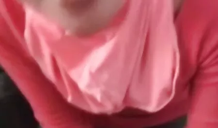 Tyttö Isot tissit iso pillu porno