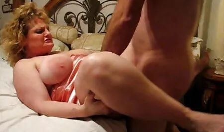 Macho pillu porno mies yritti vapauttaa hänen pyöreä ruuvi ja